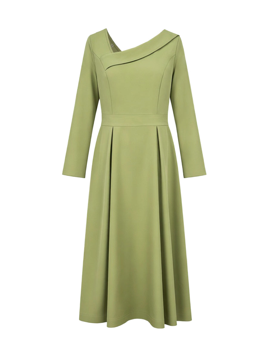 Olivia Bennet | A-Line High Waisted Pleated Pockets Solid Color V-Neck Maxi Dresses