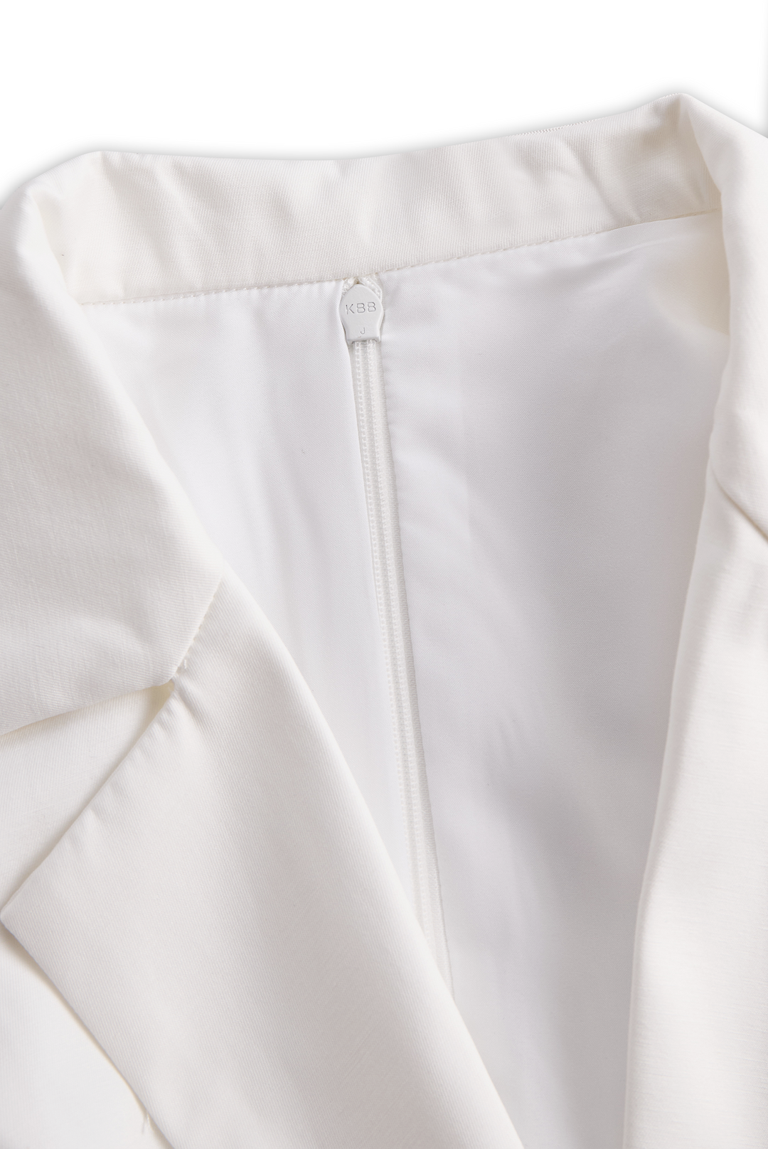 Olivia Bennet | White Pleated Mini Shirt Dress