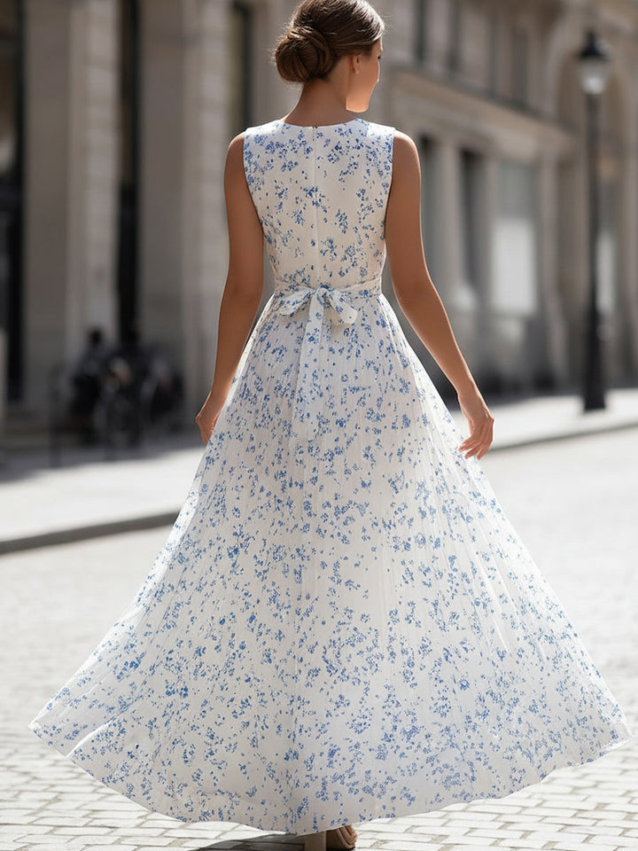 Olivia Bennet | White & Blue Ditsy Floral Sleeveless Pleated Maxi Dress