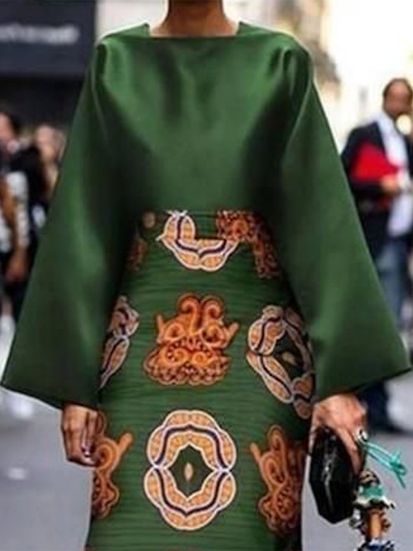 Olivia Bennet | Long Sleeves Printed Round-Neck Midi Dresses