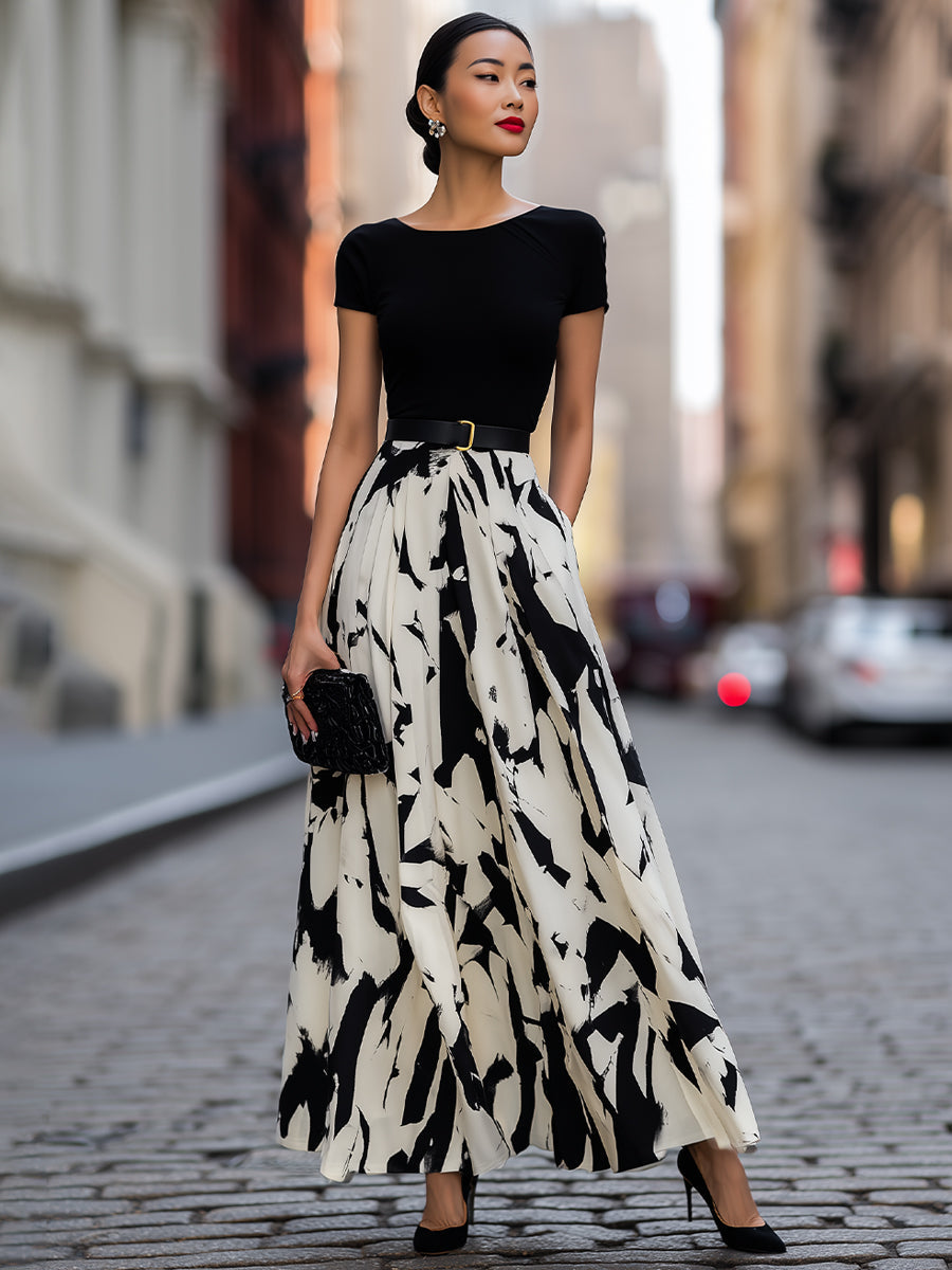 Olivia Bennet | Abstract Print Pleated Maxi Dress