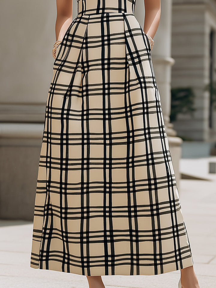 Olivia Bennet | Sleeveless Checkered Pleated A-Line Maxi Dress