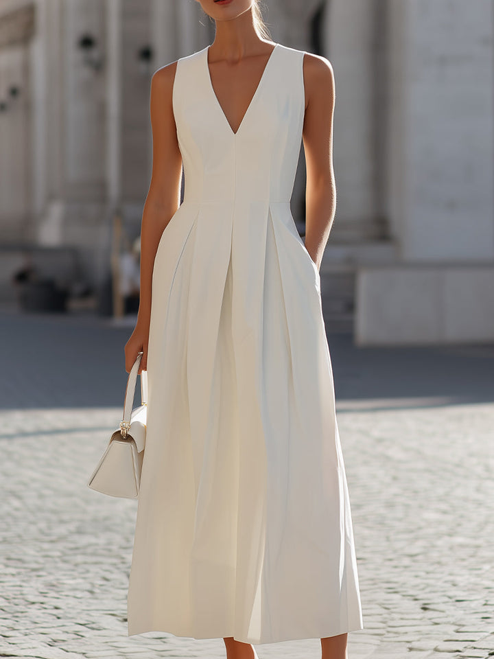 Olivia Bennet | White Sleeveless V-Neck Pleated A-Line Maxi Dress With Pockets