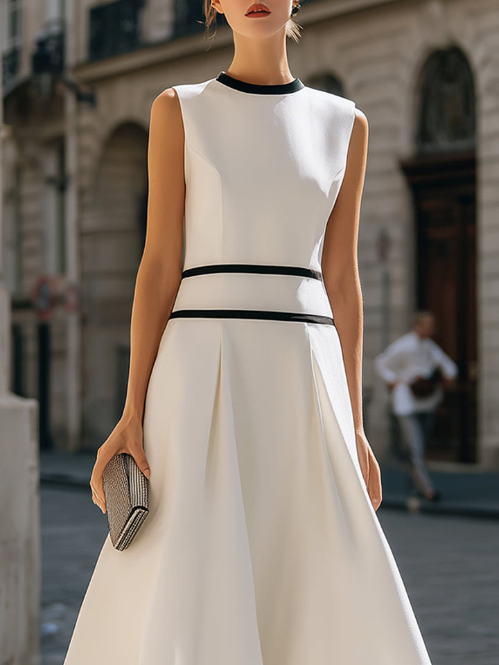 Olivia Bennet | Structured Contrast Trim Sleeveless A-Line Maxi Dress