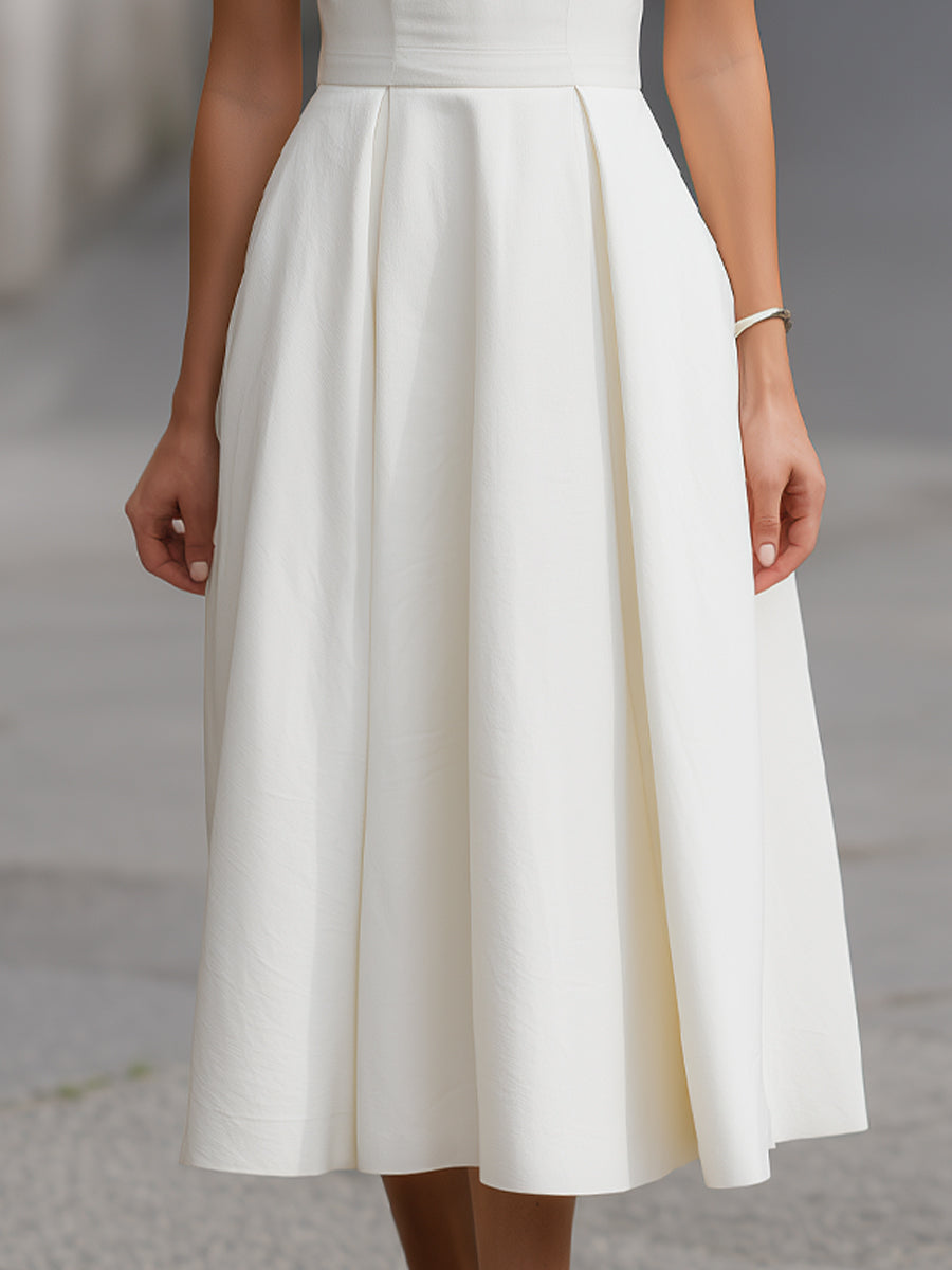 Olivia Bennet | Structured V-Neck Short Sleeve A-Line Midi Dress