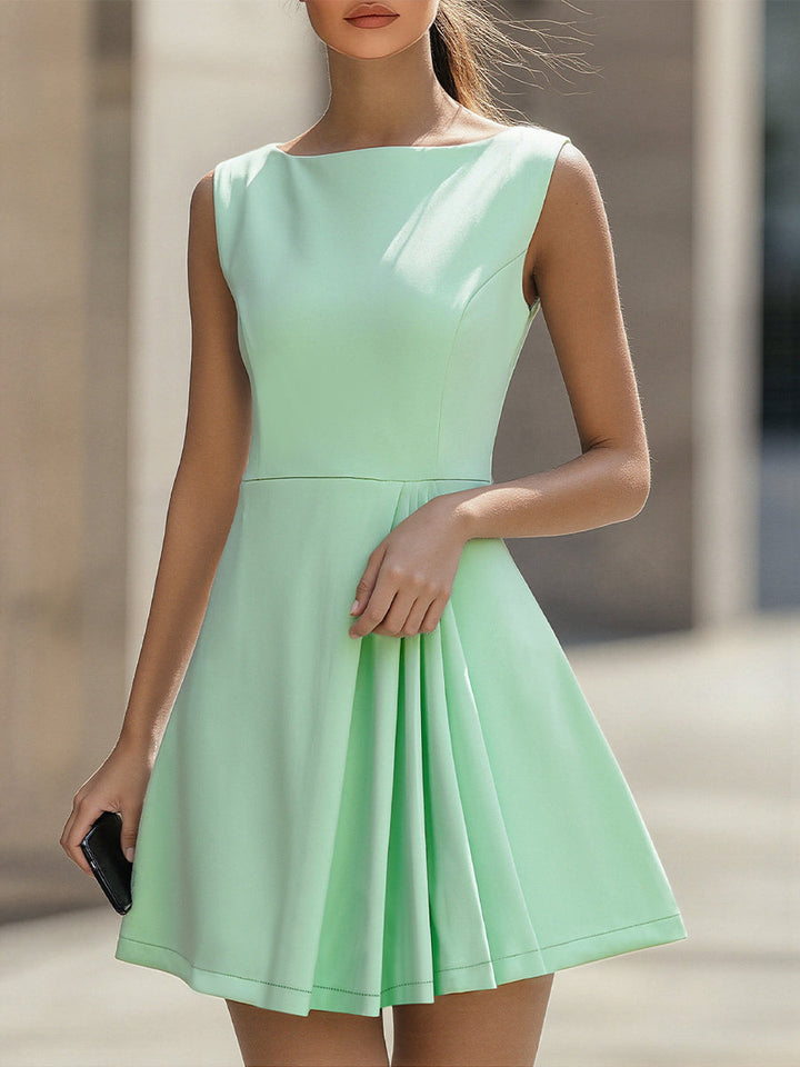 Olivia Bennet | Ivory Pleated A-Line Chiffon Dress
