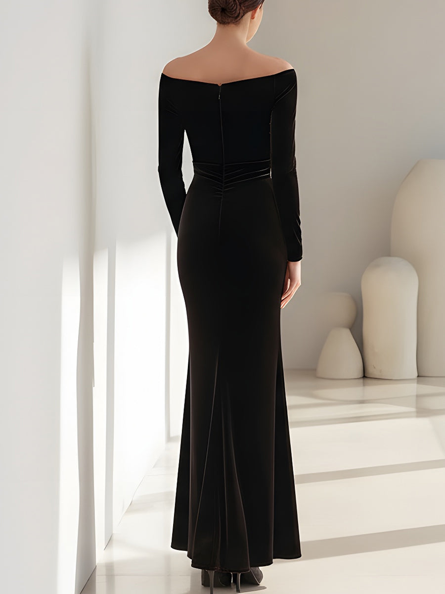 Olivia Bennet | Off-Shoulder Mermaid Velvet Gown