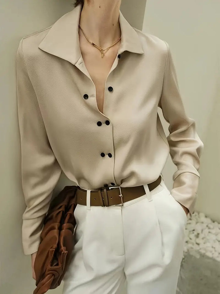 Olivia Bennet | Chic Blouse for Women in Lightweight Fabric