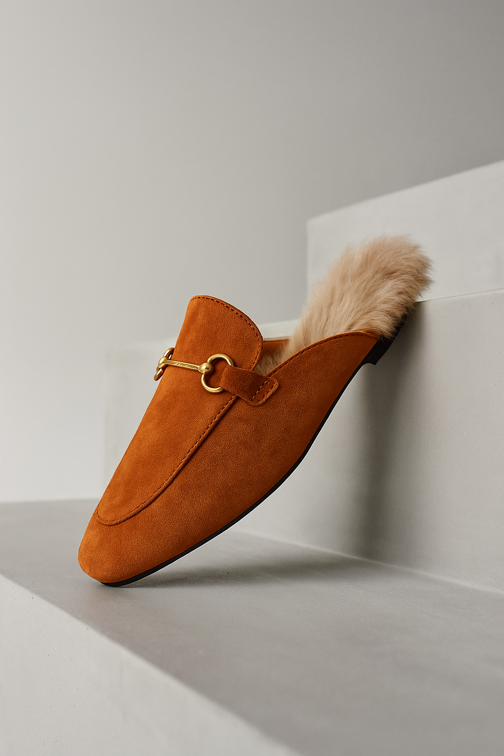 Olivia Bennet | Luxe Mule for Women in Leather, Slip-On, Black