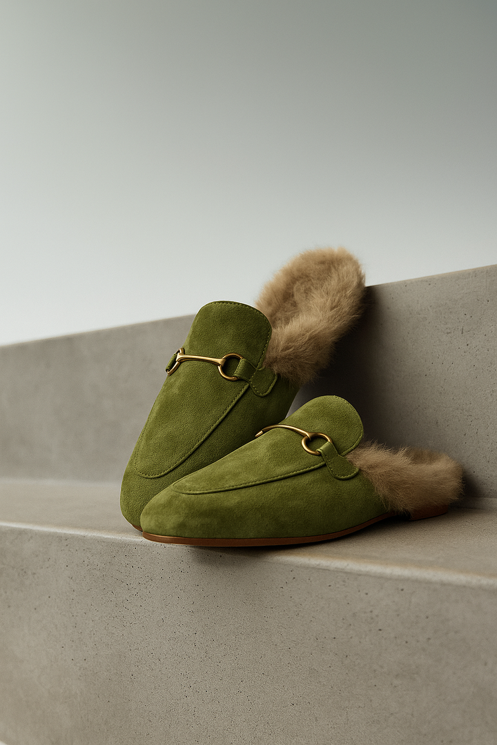 Olivia Bennet | Luxe Mule for Women in Leather, Slip-On, Black