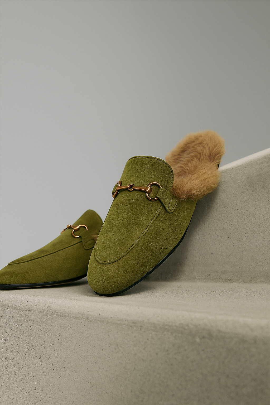 Olivia Bennet | Luxe Mule for Women in Leather, Slip-On, Black