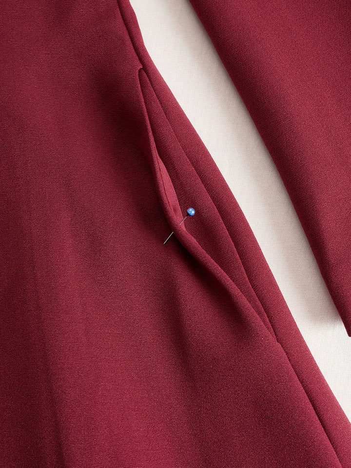 Olivia Bennet | Elegant Band Collar Button-Down Midi Dress With Belt