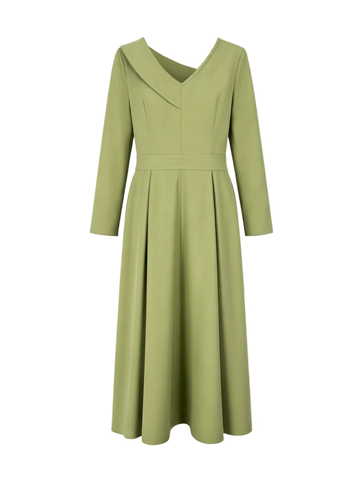 Olivia Bennet | A-Line High Waisted Pleated Pockets Solid Color V-Neck Maxi Dresses