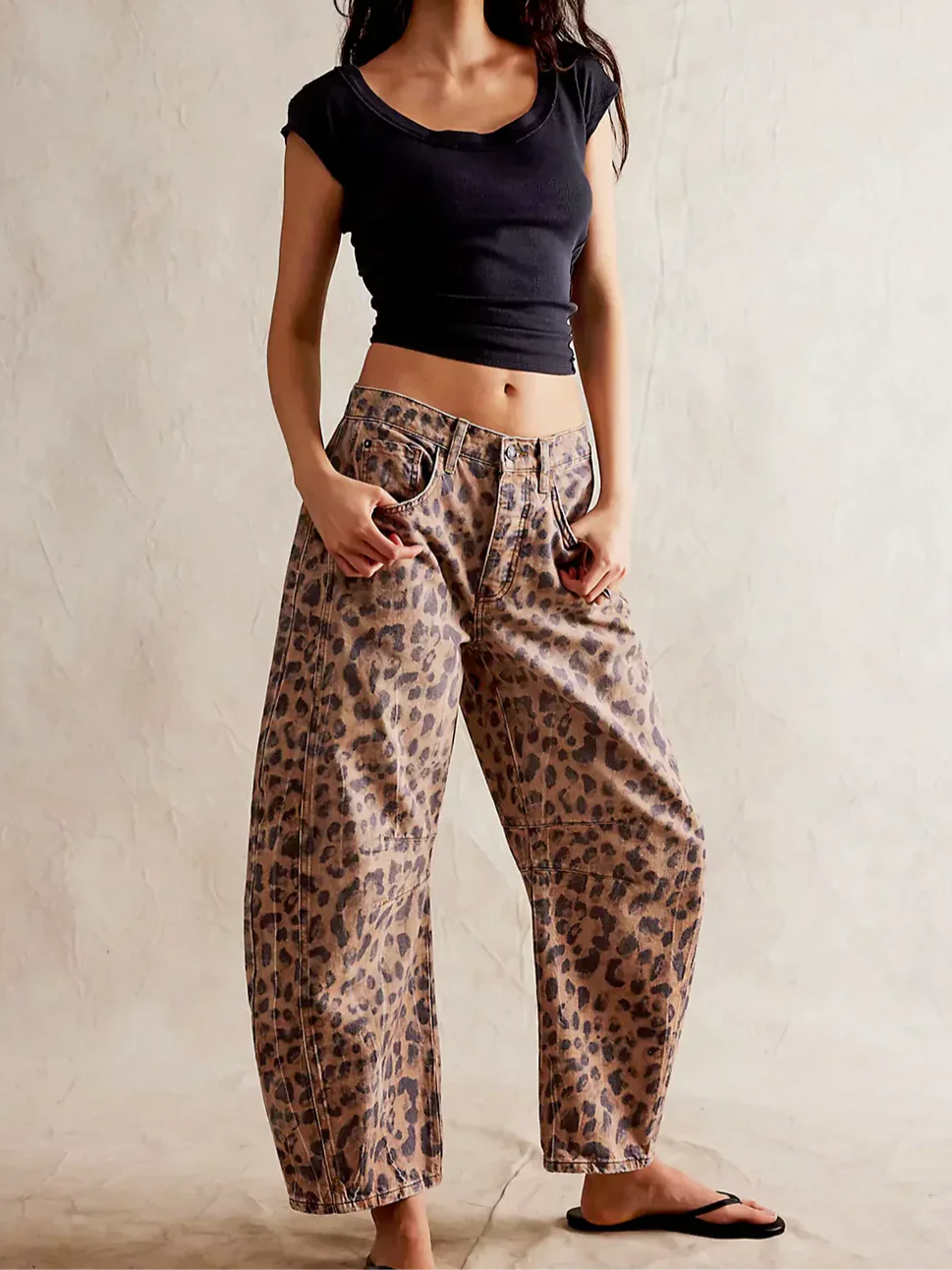 Olivia Bennet | Barrel-Leg Denim Jeans for Women