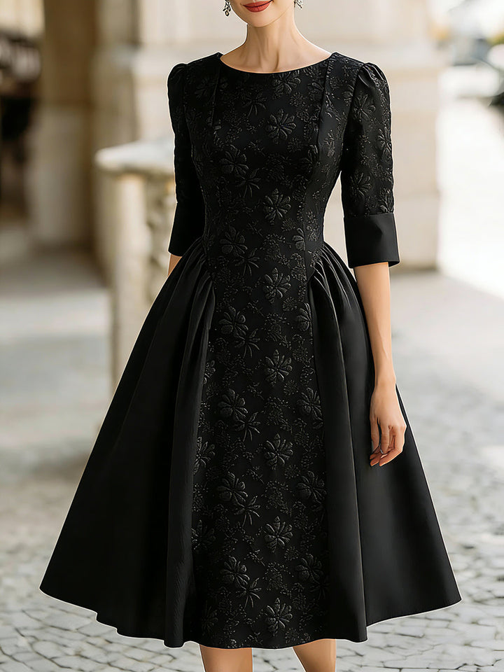 Olivia Bennet | A-Line Midi Jacquard Dress