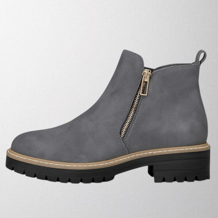 Elma – Women's shoe with round toe and side zip fastening