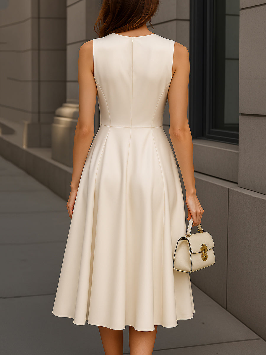 Olivia Bennet | Black A-Line Sleeveless Crepe Midi Dress