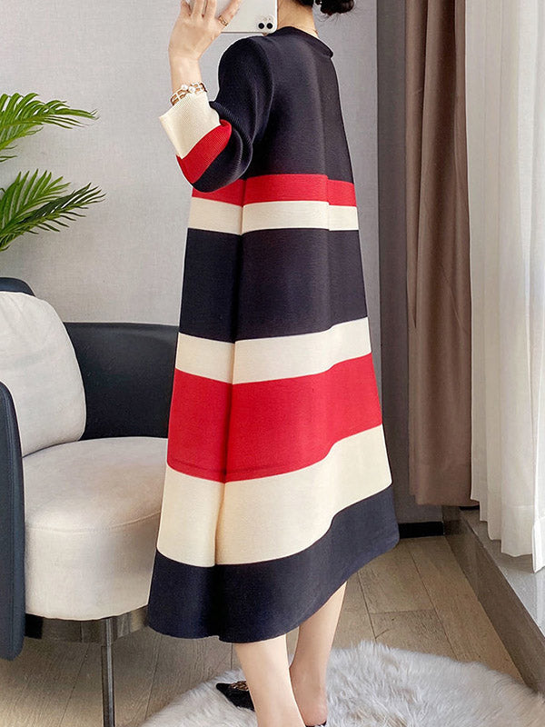 Olivia Bennet | A-Line Loose Pleated Striped Round-Neck Midi Dresses