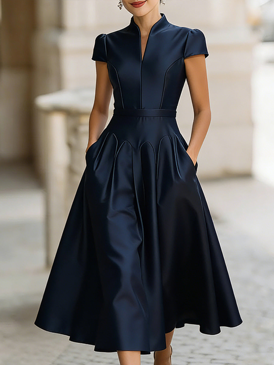 Olivia Bennet | Ivory Structured A-Line Crepe Dress
