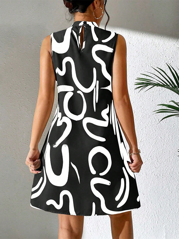 Olivia Bennet | A-line Sleeveless Contrast Color Printed Mini Dresses