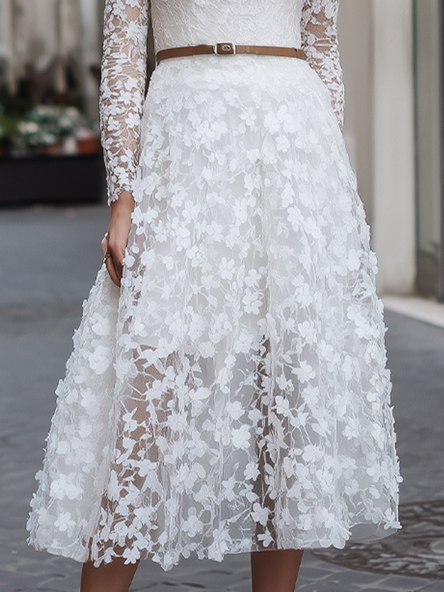 Olivia Bennet | Ivory Floral Long-Sleeve Lace Midi Dress