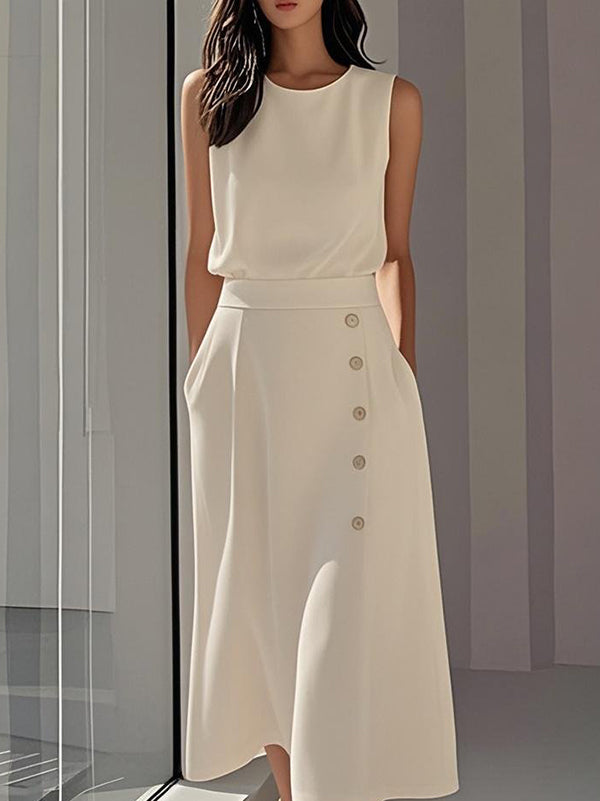 Olivia Bennet | Loose Sleeveless Buttoned Pockets Solid Color Round-Neck Midi Dresses