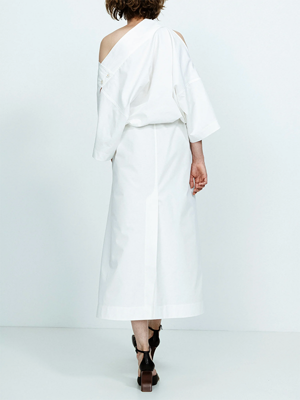 Olivia Bennet | Long Sleeves Loose No Belt Solid Color Off-The-Shoulder Midi Dresses
