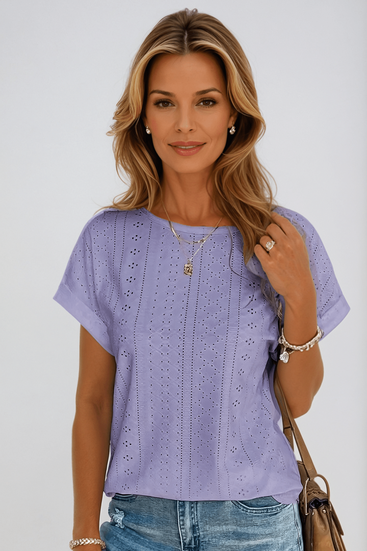 Liamo | Eyelet Top