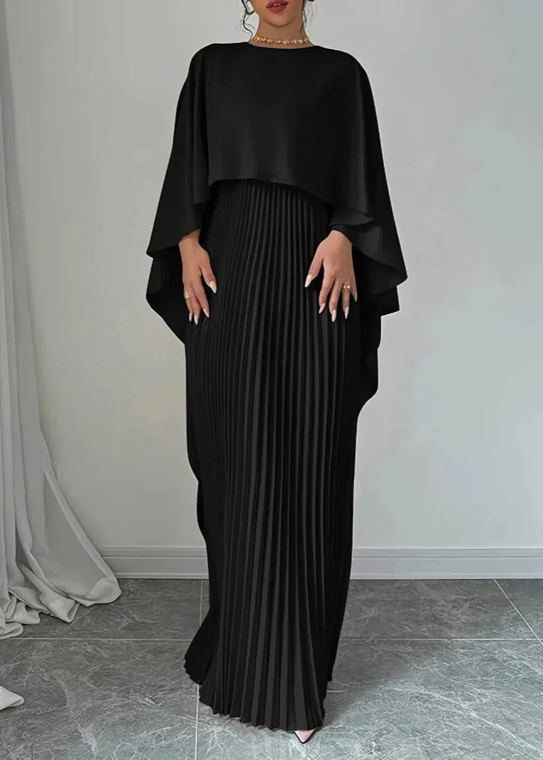 Olivia Bennet | Women’s Maxi Dress Pleated Cape Overlay