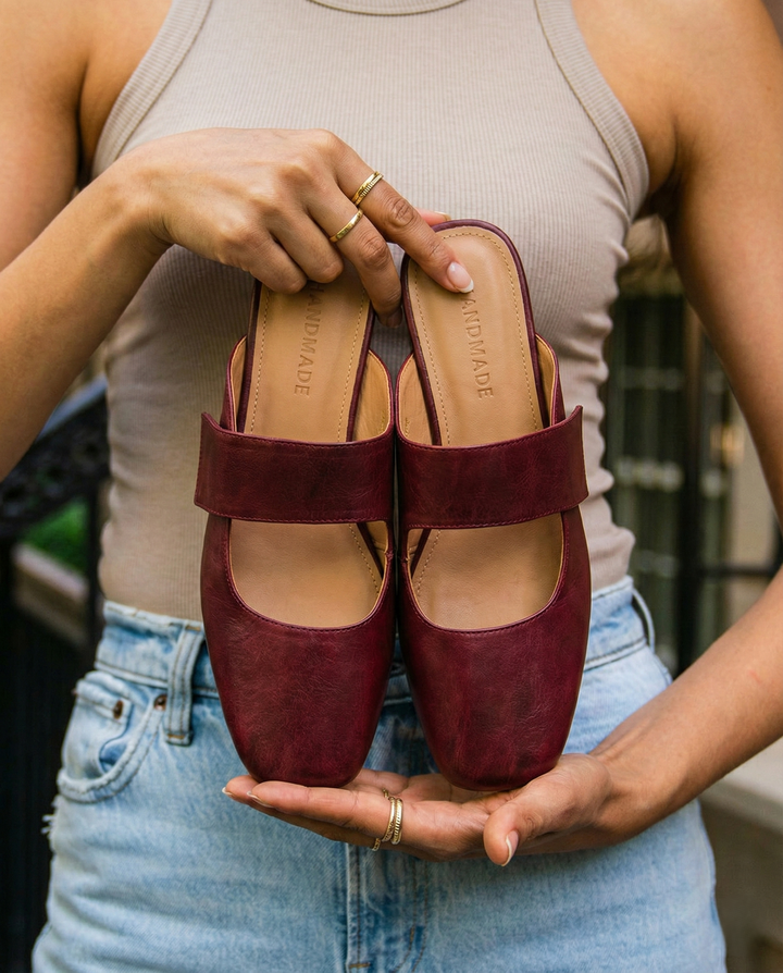 Olivia Bennet | Leather Square Toe Chunky Heel Mules