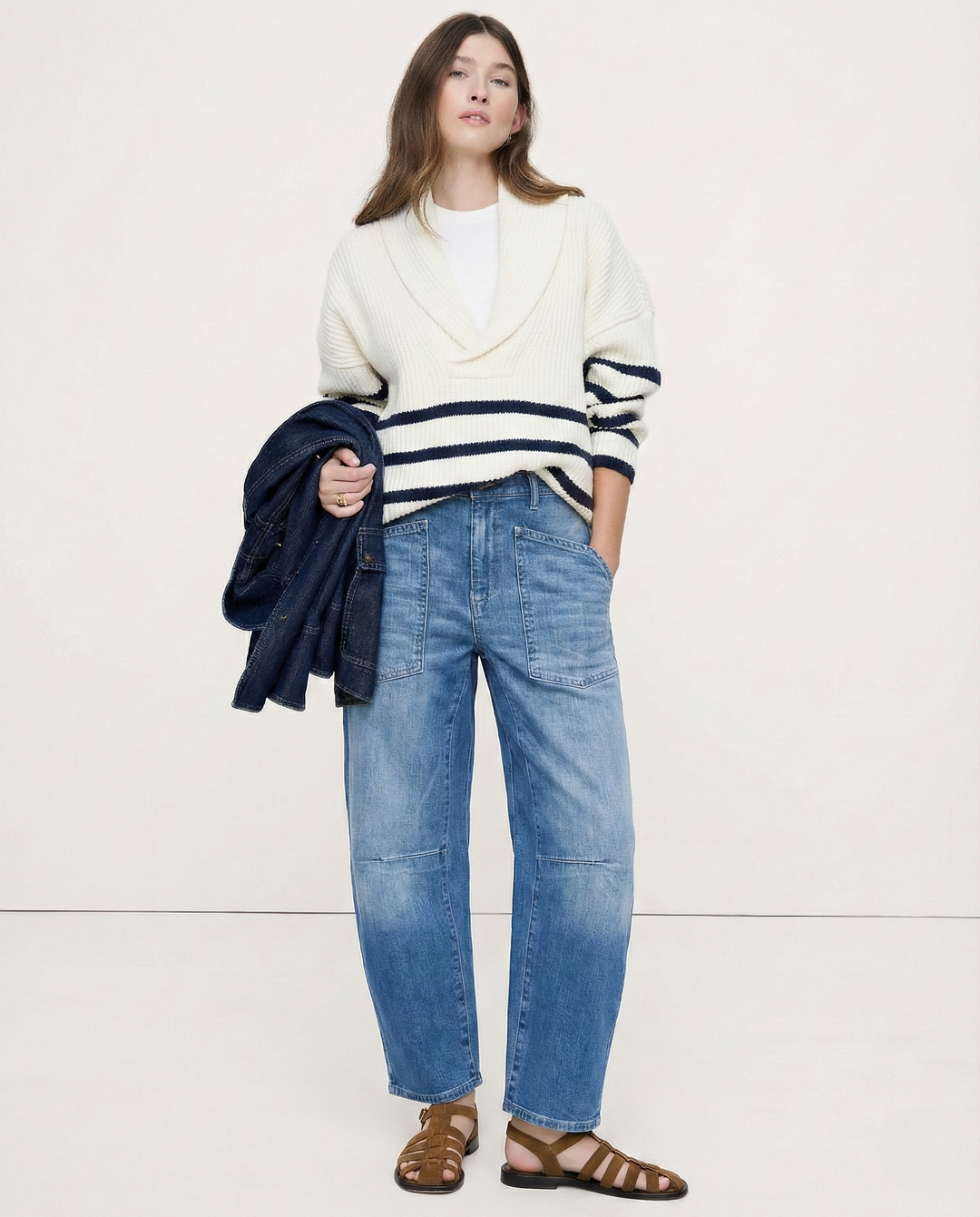 Olivia Bennet | Structured Barrel Jeans for Women in Denim