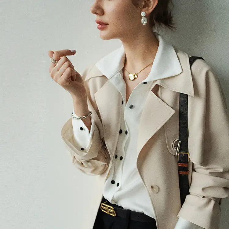 Olivia Bennet | Chic Blouse for Women in Lightweight Fabric