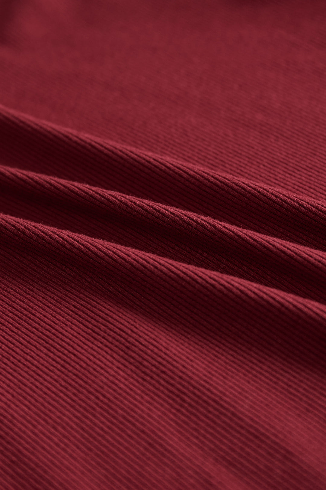 Olivia Bennet | Burgundy Turtleneck Balloon-Sleeve Ribbed Dress