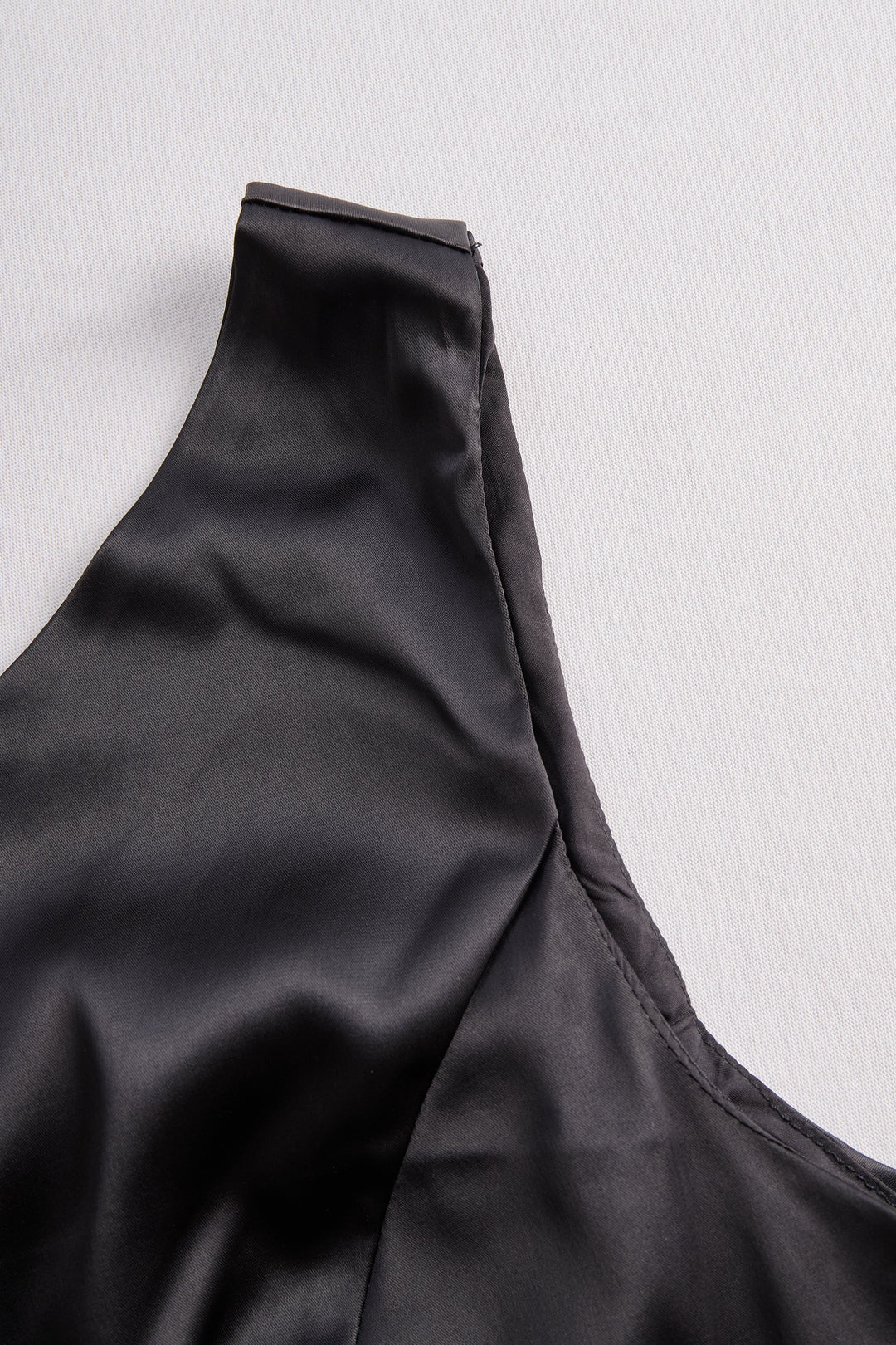 Olivia Bennet | Black One-Shoulder Gown