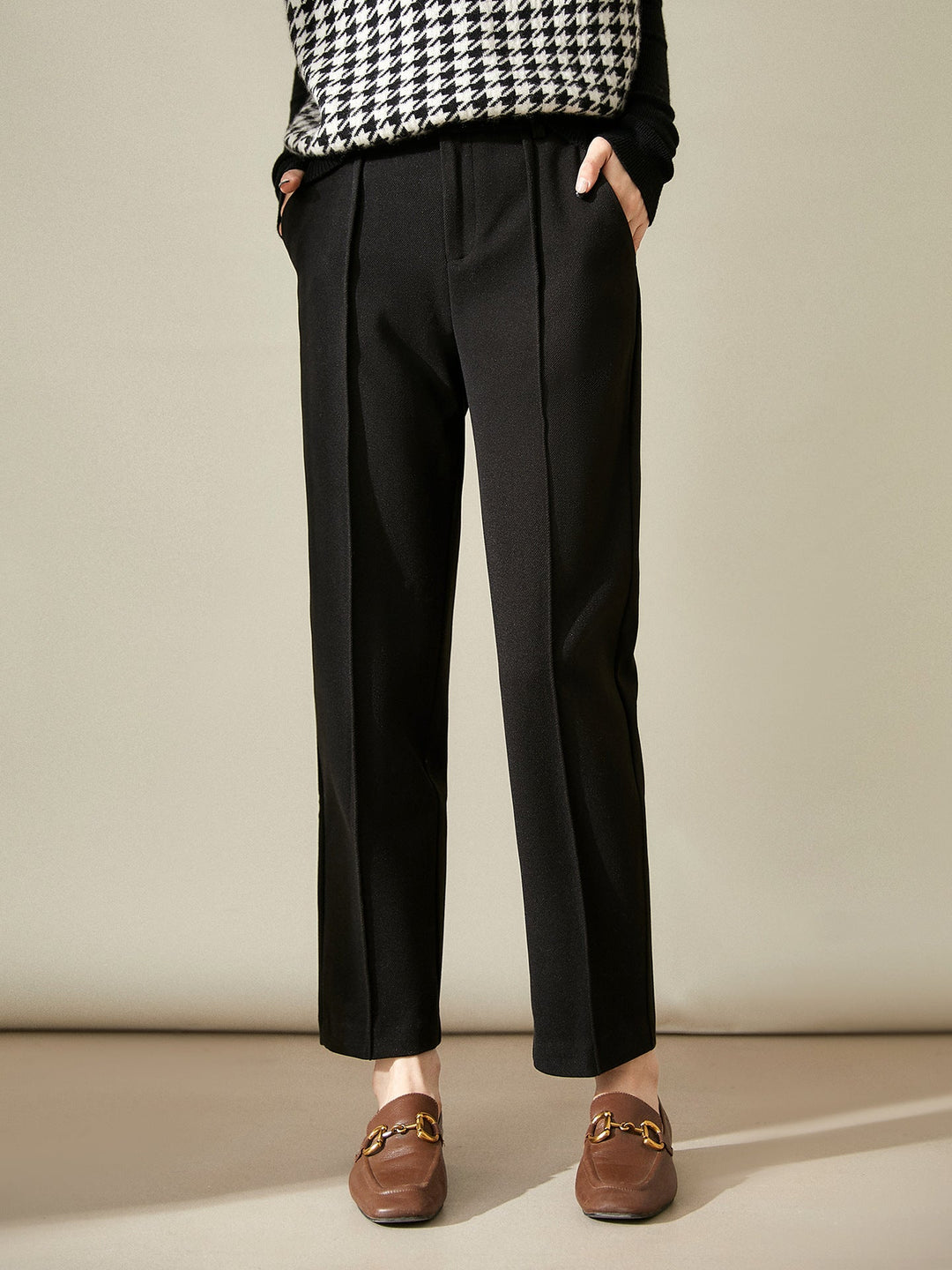 Olivia Bennet | Trousers for Women in Natural Fabric, Slim Fit, Gray, Contemporary Style
