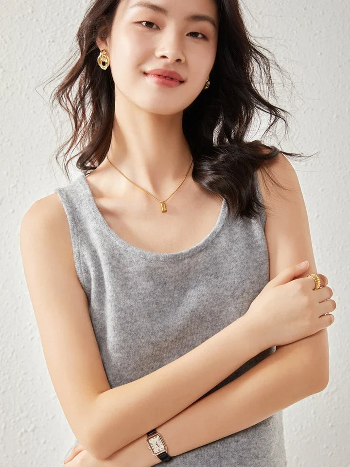 Olivia Bennet | Cashmere O-Neck Sweater for Women