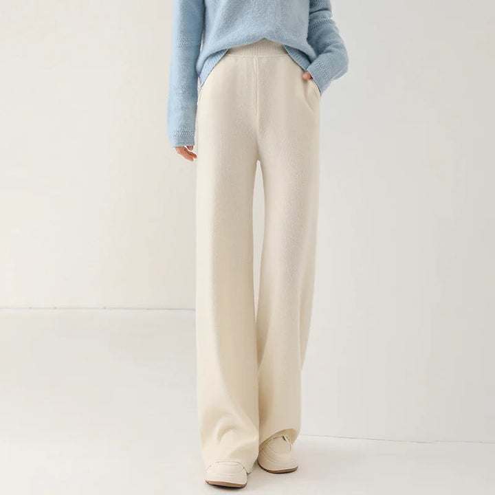 Olivia Bennet | Merino Sweats