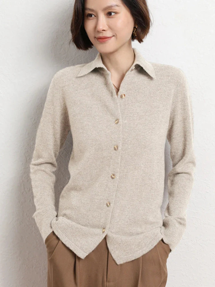 Olivia Bennet | Wool Polo for Women in Classic Fit, Navy