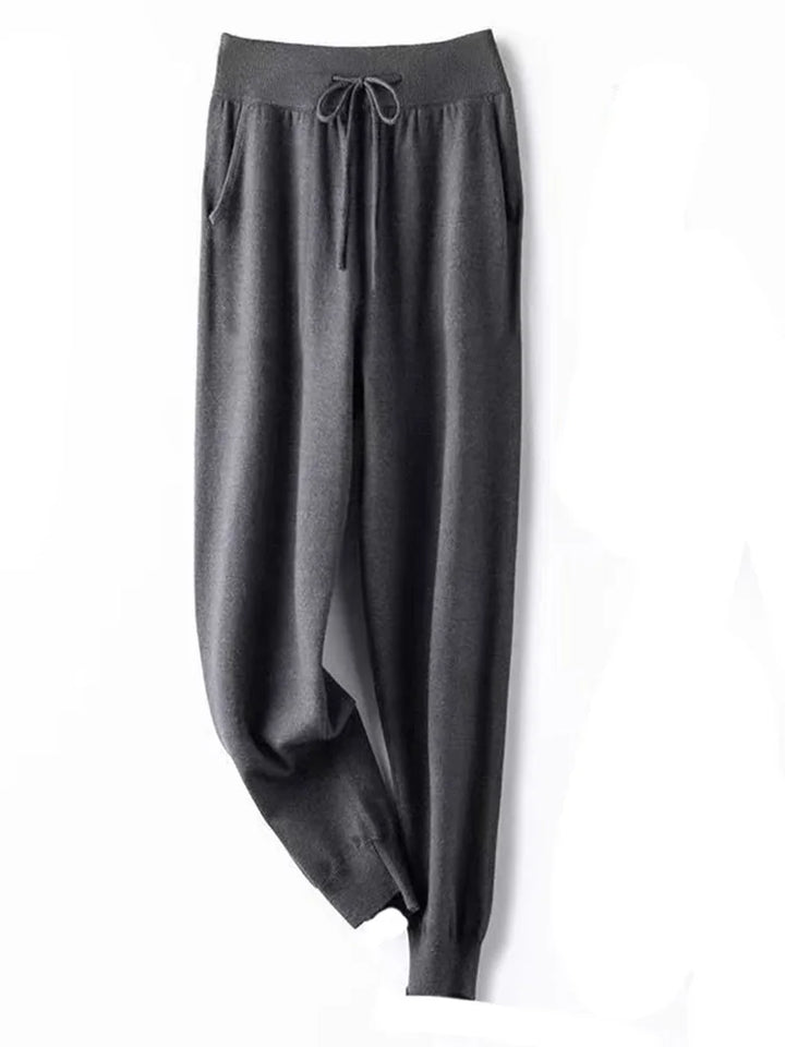 Olivia Bennet | Wool Pants for Women in Classic Fit, Gray