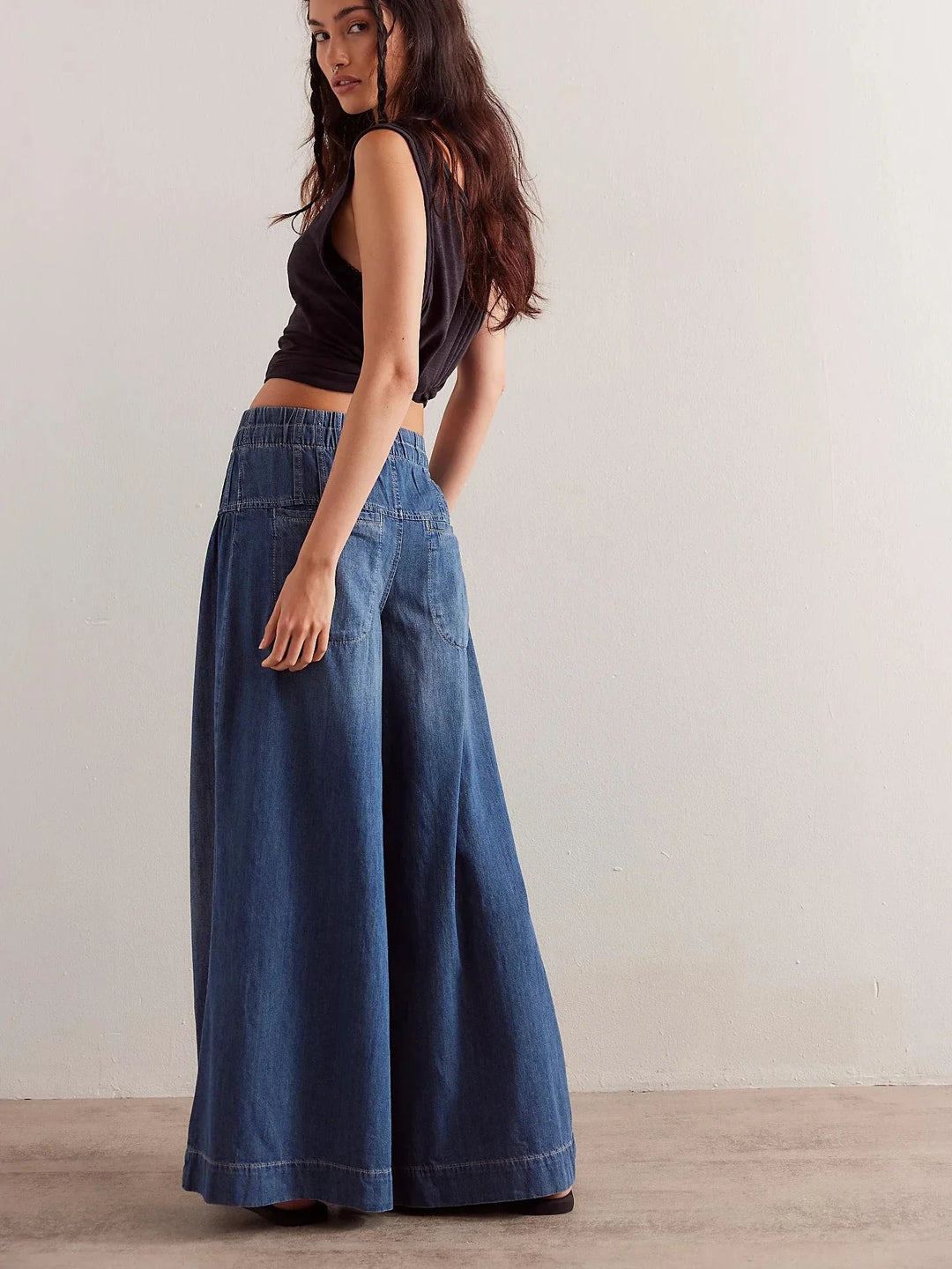Olivia Bennet | Women's Chambray Pull-On Jeans