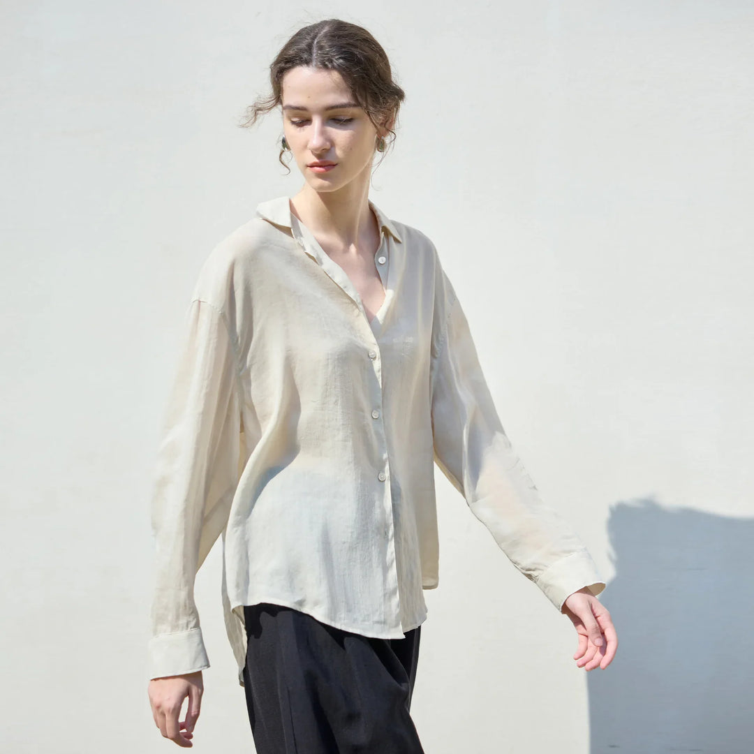 Olivia Bennet | Relaxed Ramie Button Down