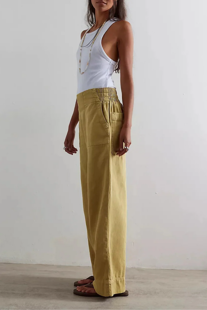 Olivia Bennet | Wide-Leg Denim Jeans for Women