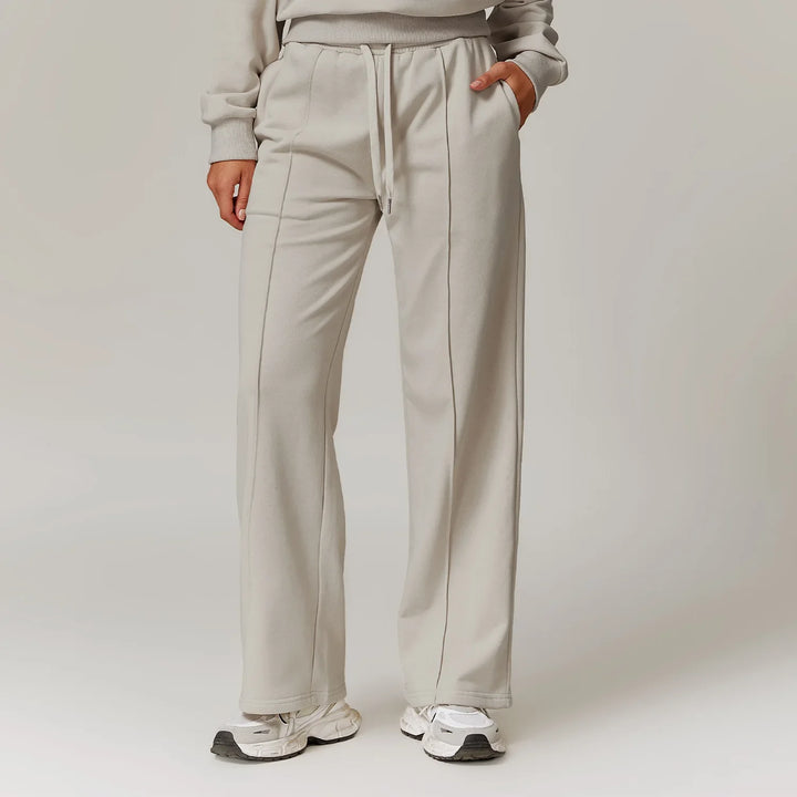 Olivia Bennet | High Rise Jogger for Women in Soft Fabric