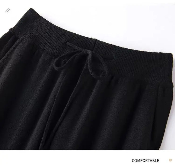 Olivia Bennet | Wool Pants for Women in Classic Fit, Gray