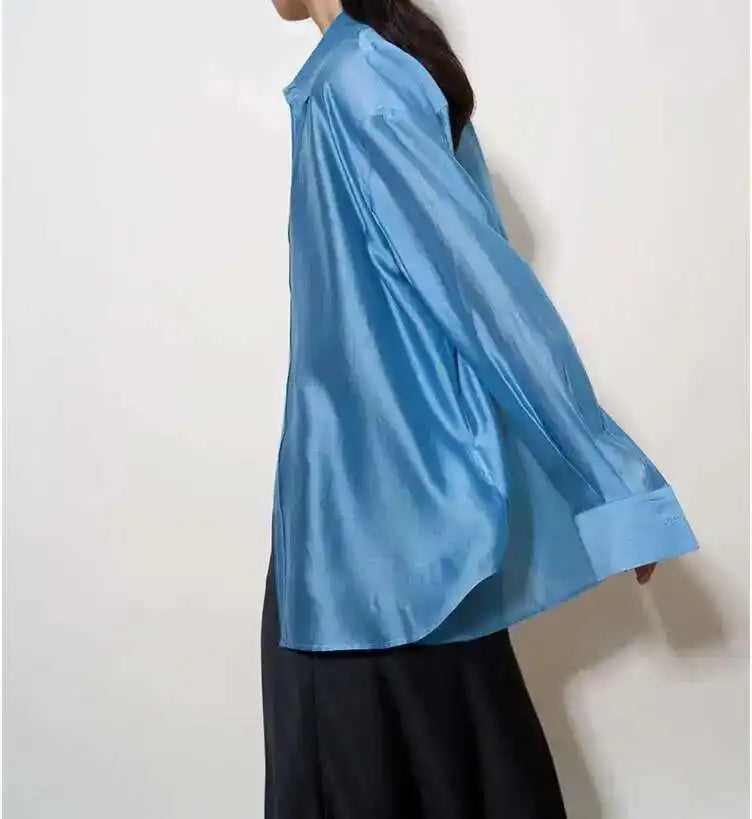 Olivia Bennet | Silk Poplin Blouse for Women in Flowing Fit