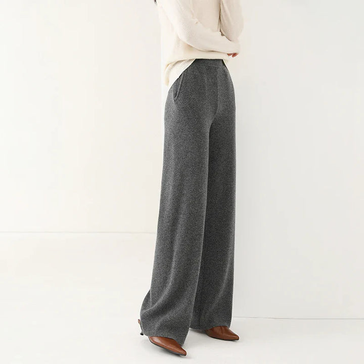 Olivia Bennet | Merino Sweats