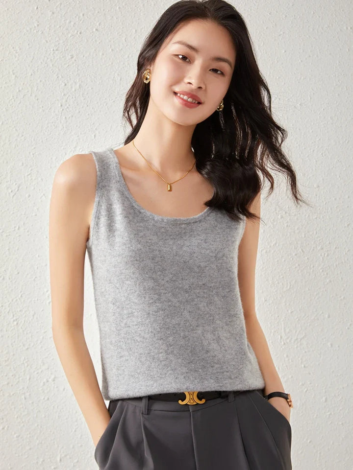 Olivia Bennet | Cashmere O-Neck Sweater for Women