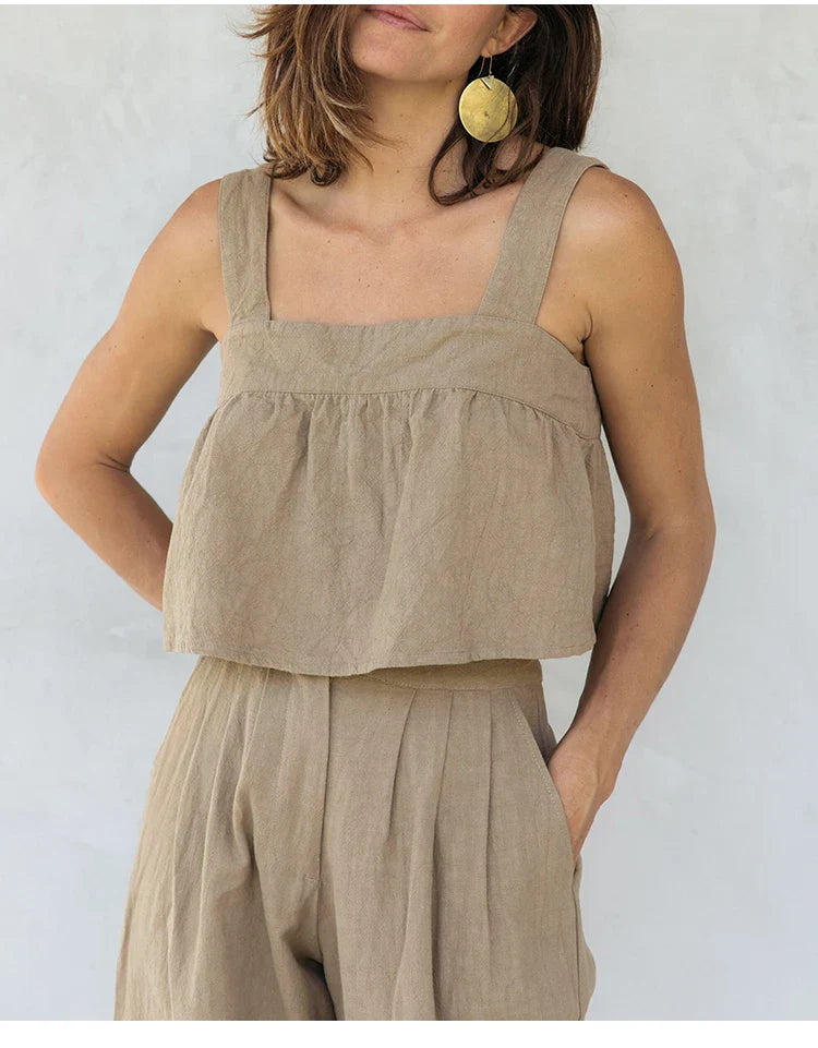 Olivia Bennet | Pleated Linen Culotte Pant