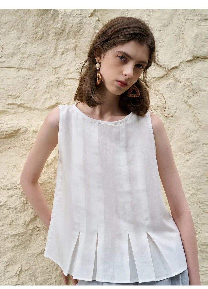 Olivia Bennet | Pleated Hem Linen Top