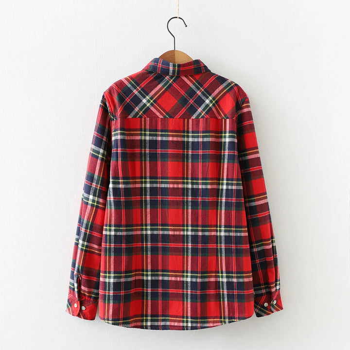 Olivia Bennet | Classic Plaid Throw Blanket